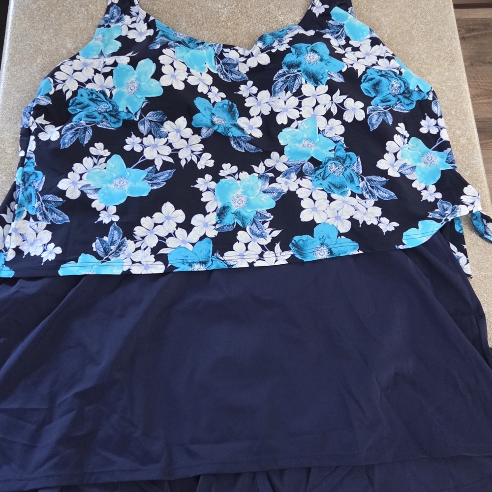 Plus Size One Piece Swimdress Floral Blue and White  Size 24W